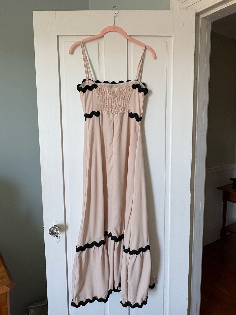 Sleeveless Cream Maxi Dress with Black Wavy Trim - Picture 11 of 12